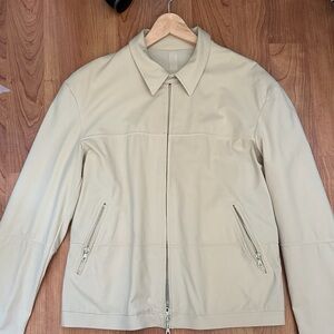 *new* Vintage Italian Men's Classic Zip-Up Jacket with buckle and zip details